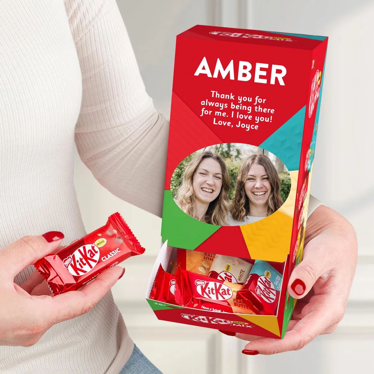 Caja de regalo KitKat Mini Mix personalizada con nombre o mensaje - Caja de regalo KitKat personalizada para entusiastas de KitKat y adictos al chocolate