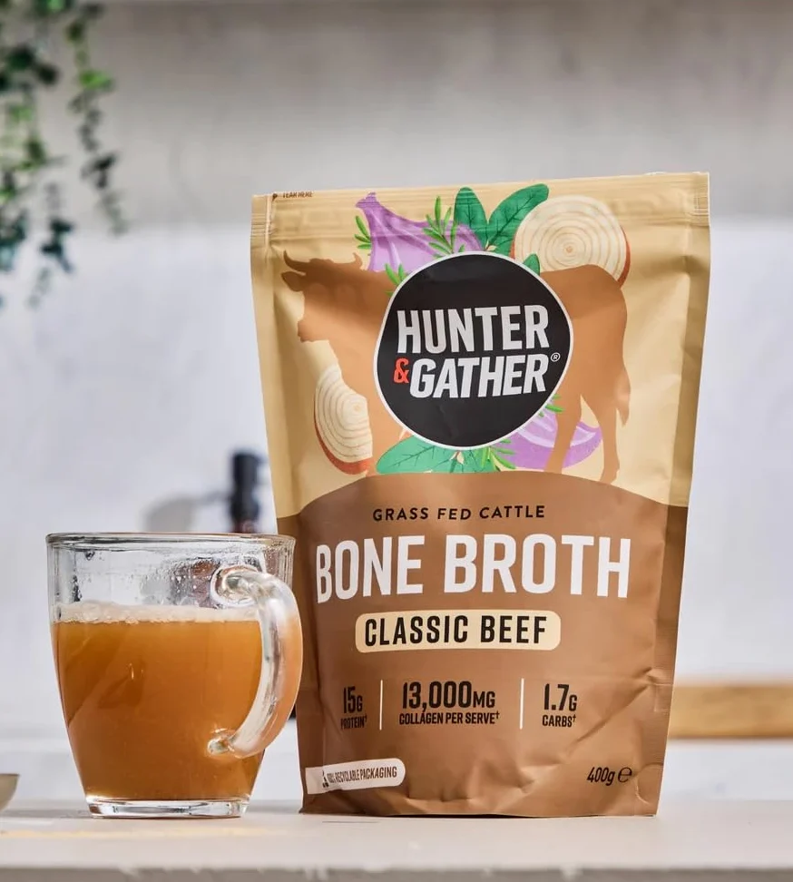 Hunter & Gather Caldo de Hueso de Ternera en Polvo | 15 g de Proteína | Colágeno de Ternera Alimentada con Pasto de Europa | Bebida Salada Instantánea o Refuerzo para Cocinar | Sin Refrigeración | 20